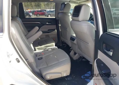 2014 Toyota Highlander Limited Platinum V6 z USA, uszkodzony, nr VIN 5TDDKRFH1ES063352